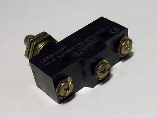 LXW5-11M1 5A/250VAC  
