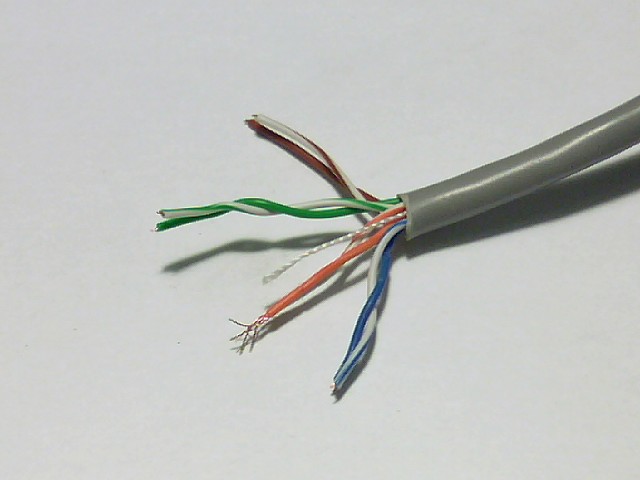    UTP-4 5E (7x0.16 CCA)  26AWG  PREMIER